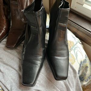 Women’s Franco SartoBlack Leather Square-Toe Ankle Boots - Classic Chelsea Style